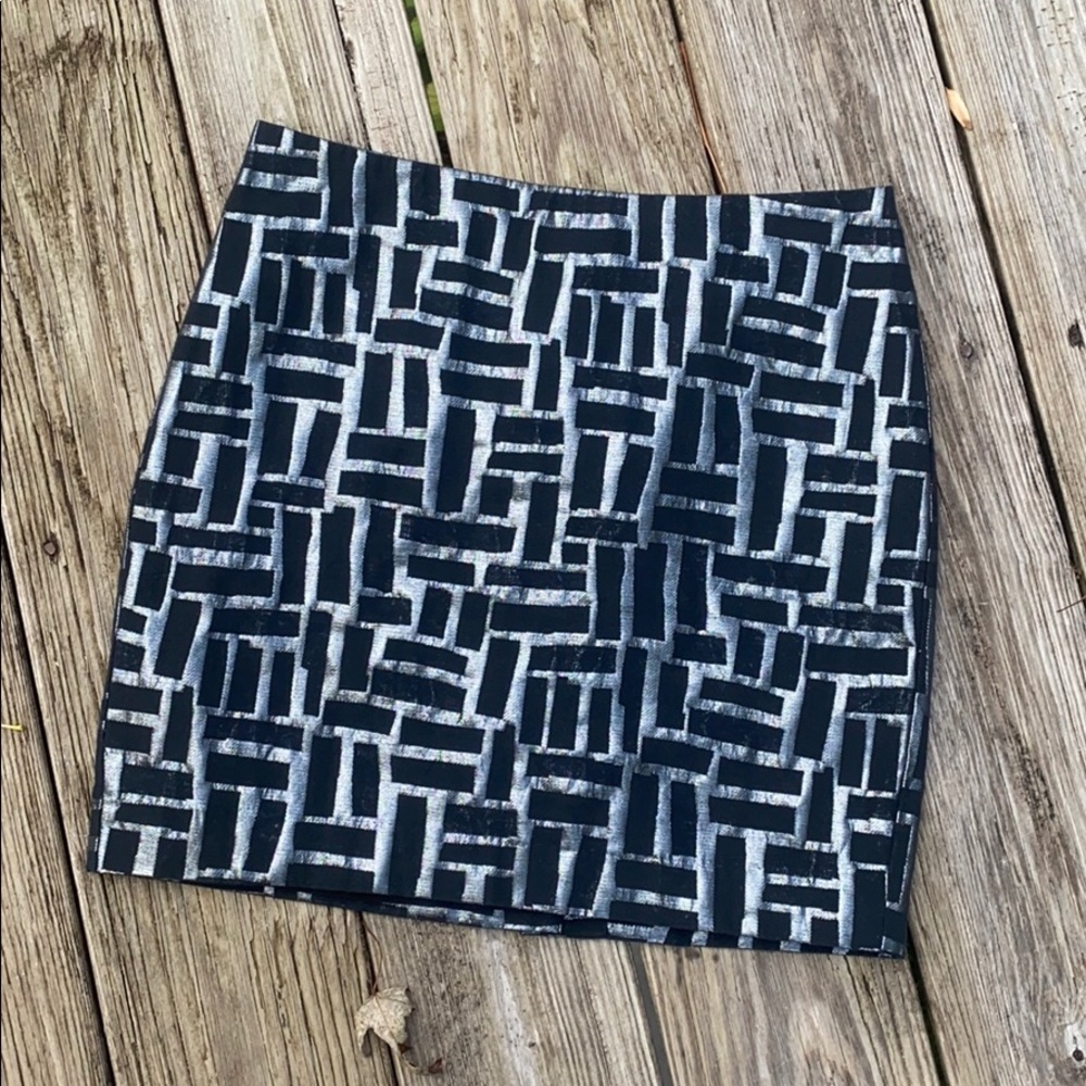 Banana Republic Metallic Skirt size 2